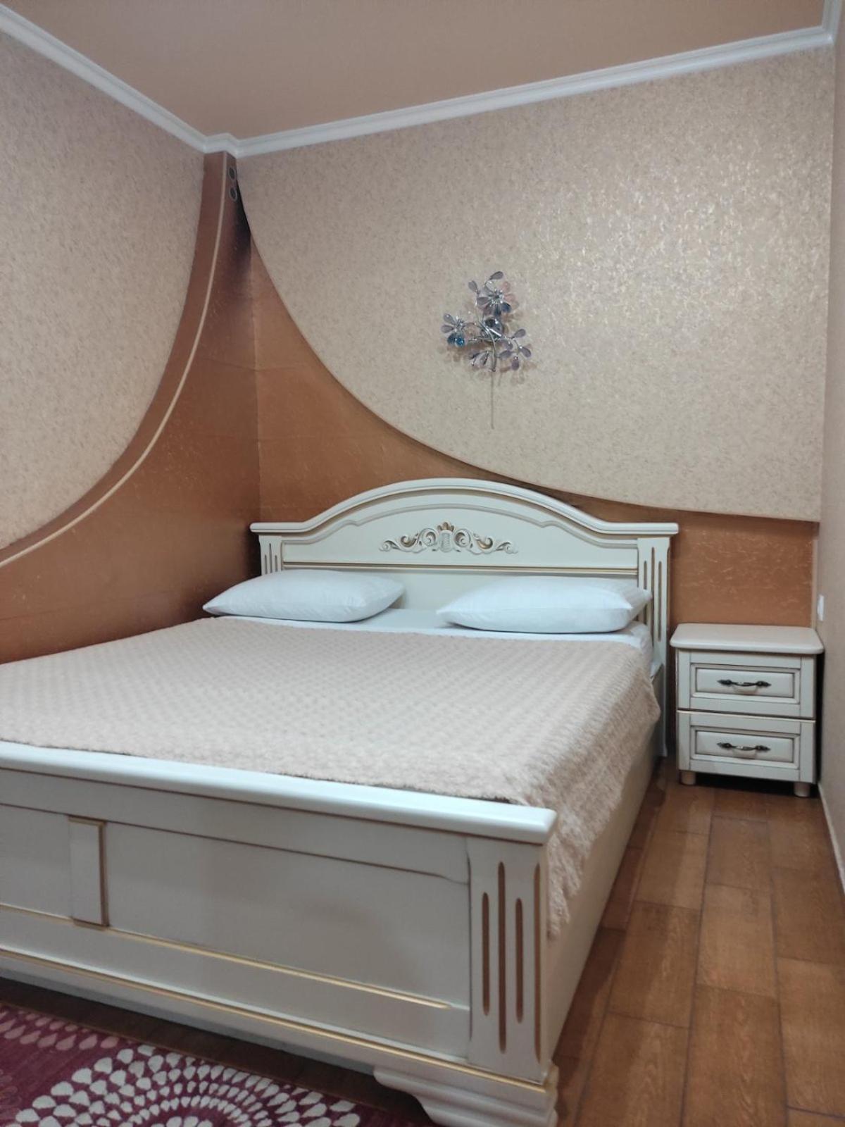 Comfortable Apartment เครเมนชุก ภายนอก รูปภาพ